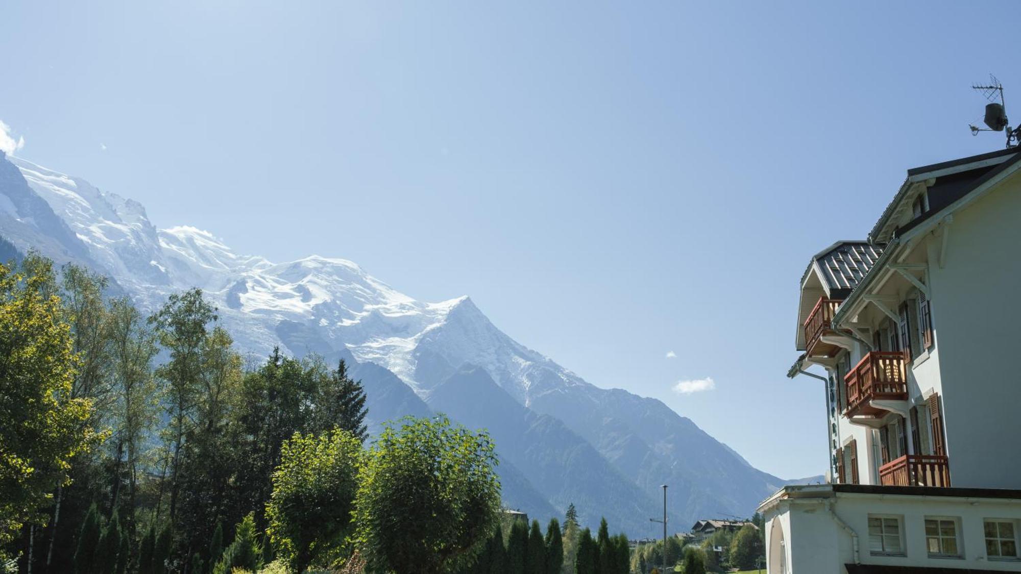 Chalet Hotel La Sapiniere Chamonix Exterior photo